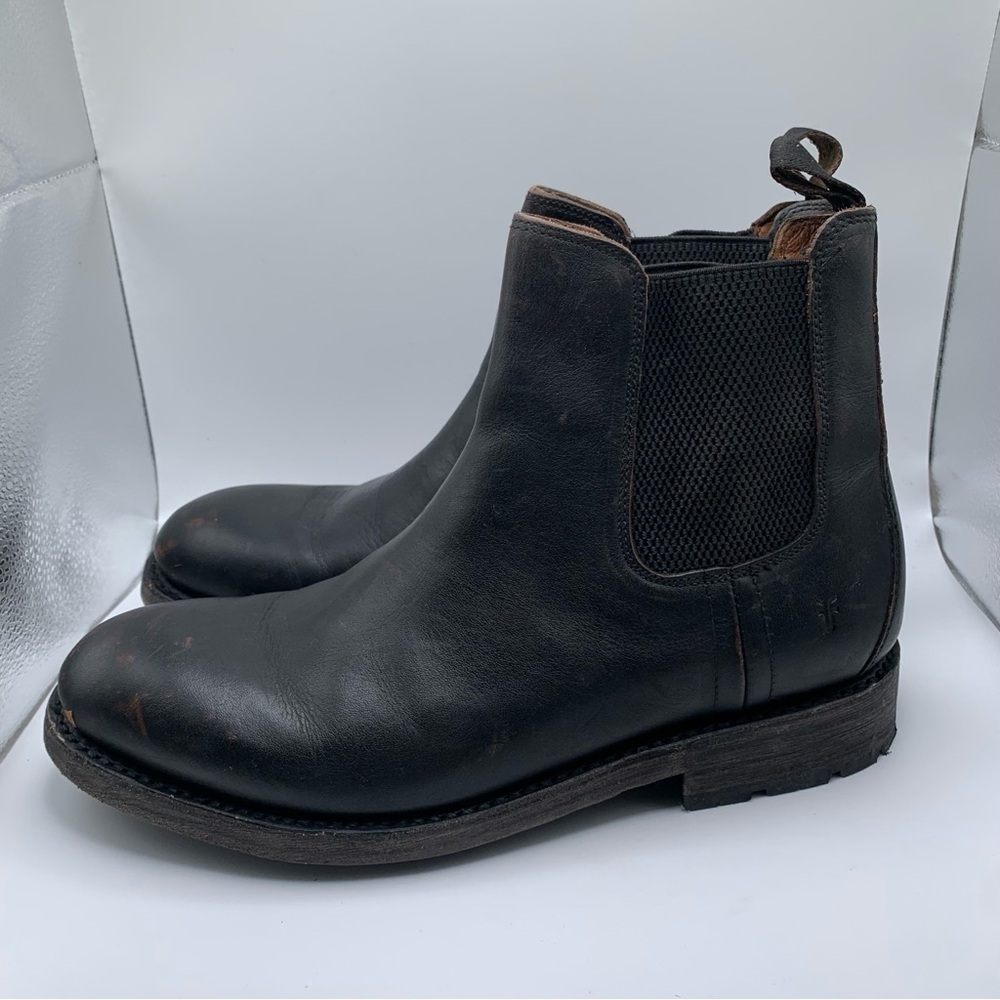 NWOB Frye Men's Bowery TYLER Chelsea Boot size 8 distressed 1624 - Picture 2 of 14